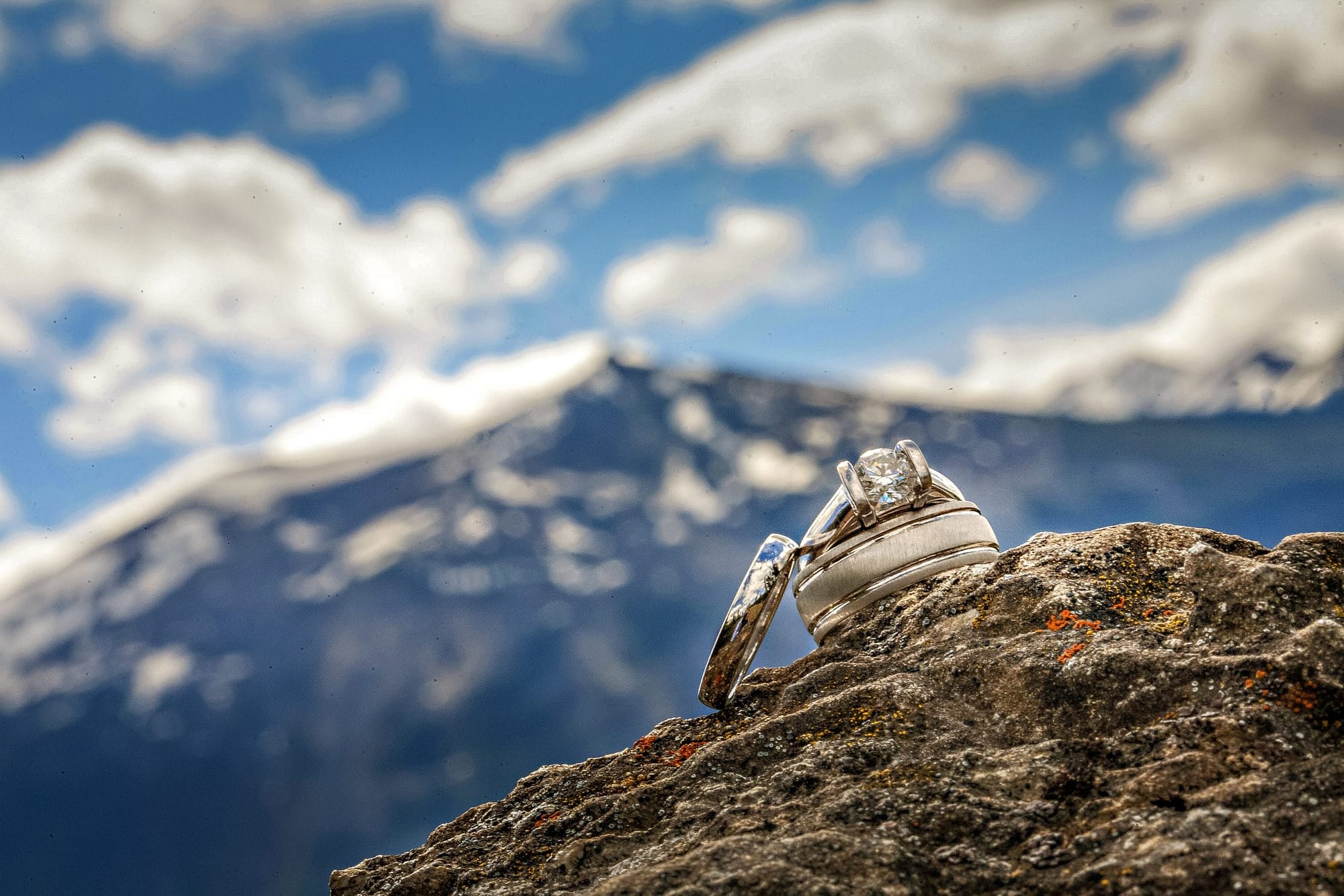 close up of wedding ring on Pyramid Mountain| Jasper Elopement packages